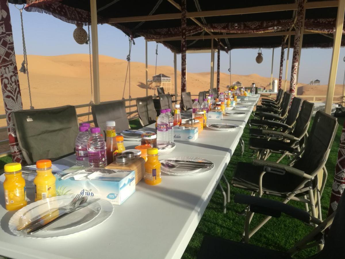 Oman Desert Private Camp Shahiq ภายนอก รูปภาพ